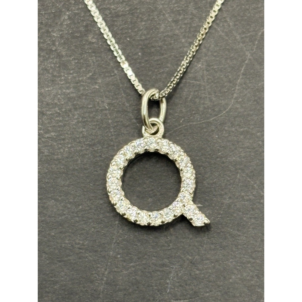 New Condition 18" Sterling Silver Cubic Zirconia Initial "Q" Pendant Necklace